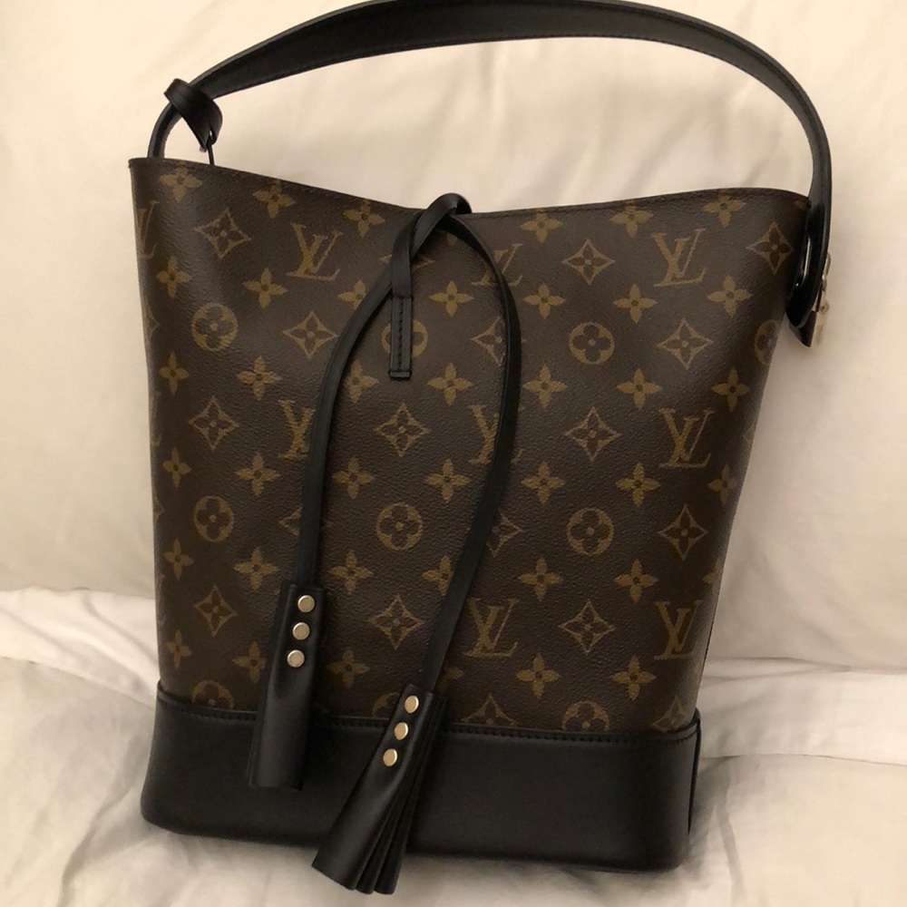 LOUIS VUITTON Limited Ed. Black Monogram